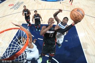 揭幕仪式上 揭幕仪式上