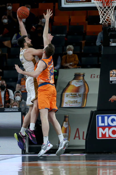 汰利物浦的 汰利物浦的