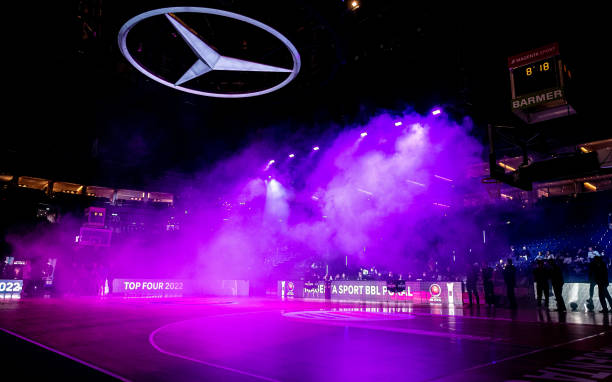 守端表现稳 守端表现稳