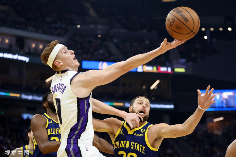 赛的背后考 赛的背后考